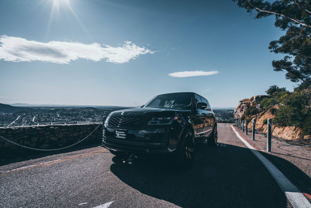 Black 2020 Range Rover on gloss black Forgiato forged wheels fitted by California Motorsports