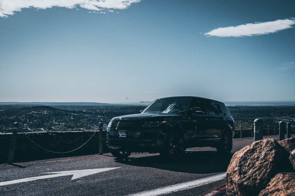 Black 2020 Range Rover on gloss black Forgiato forged wheels fitted by California Motorsports
