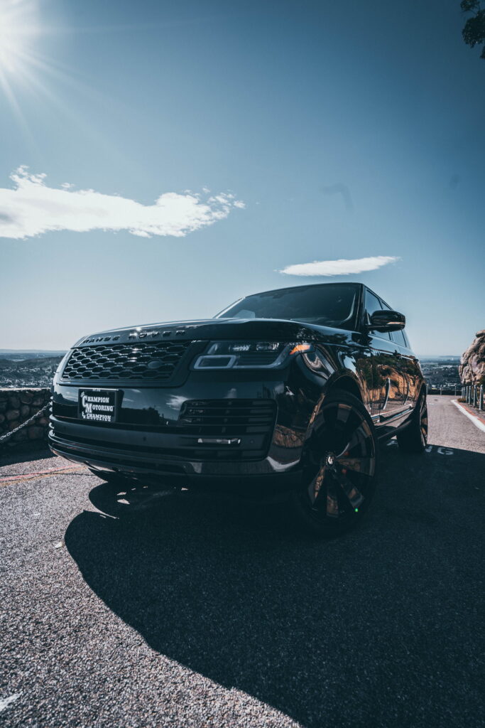 Black 2020 Range Rover on gloss black Forgiato forged wheels fitted by California Motorsports