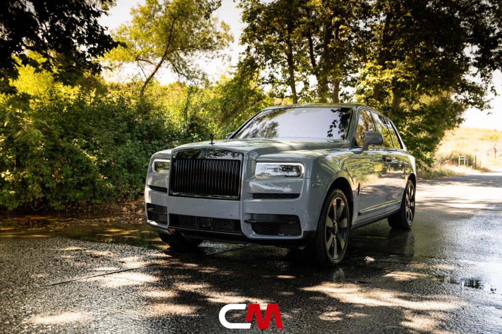 2020 Rolls-Royce Cullinan with a full gloss black chrome delete and black wheels by California Motorsports